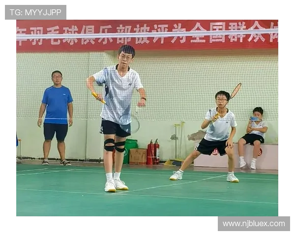 广州羽毛球队在全国羽毛球比赛经验排行榜中荣获第六名的辉煌成就分析 广州羽毛球队在全国羽毛球比赛经验排行榜中荣获第六名的辉煌成就分析